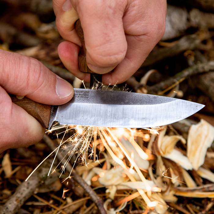 Ferro Rod – what is it, how it Works, it's Composition and Advantages