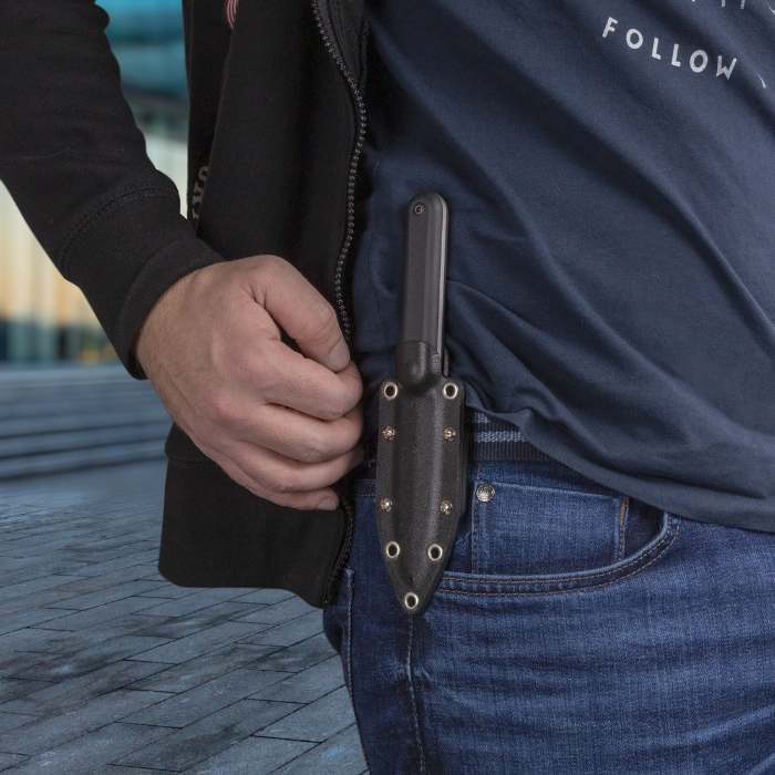 How to Travel on a Ship, Plane or Train with a Knife?