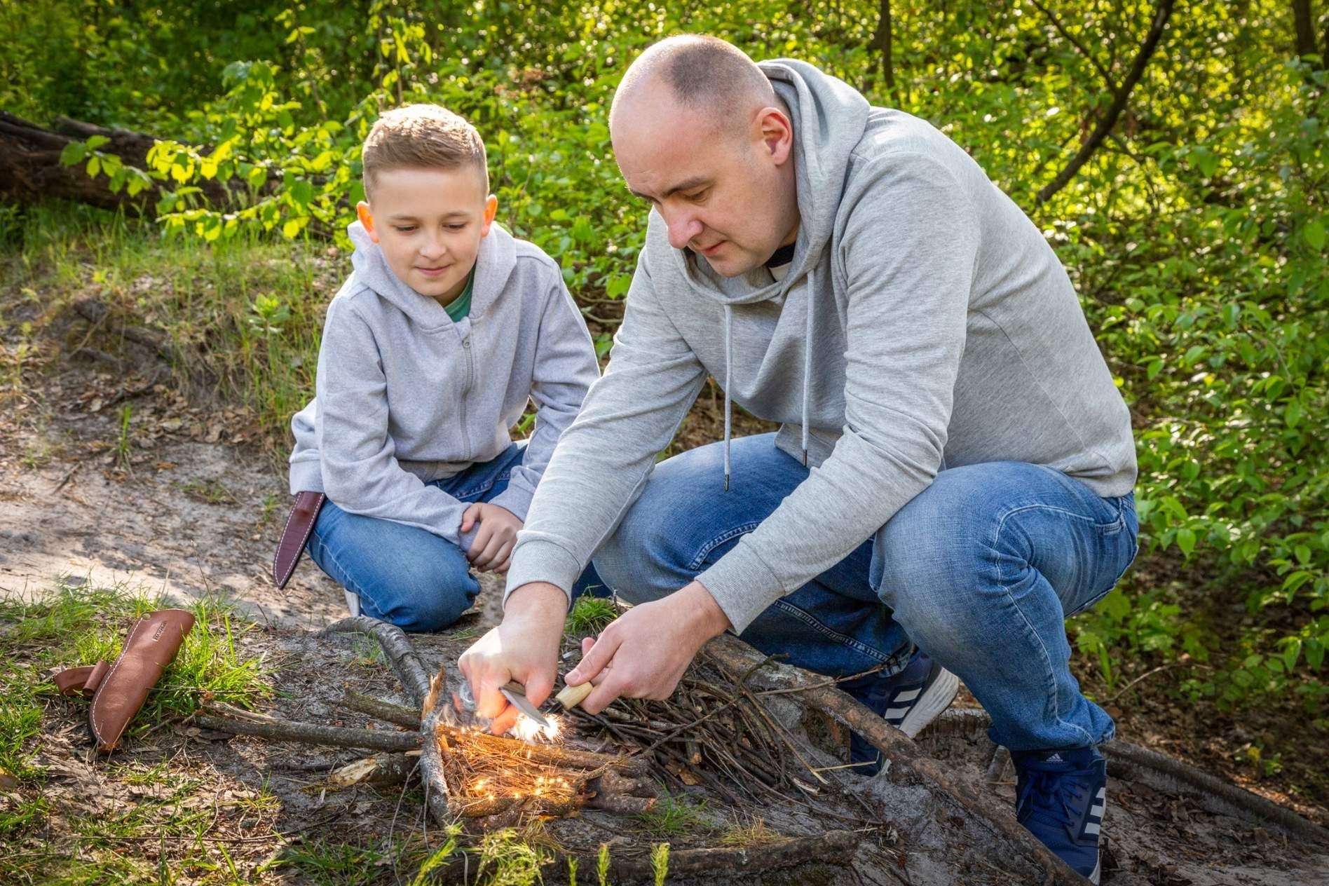 Застосування ножа на природі